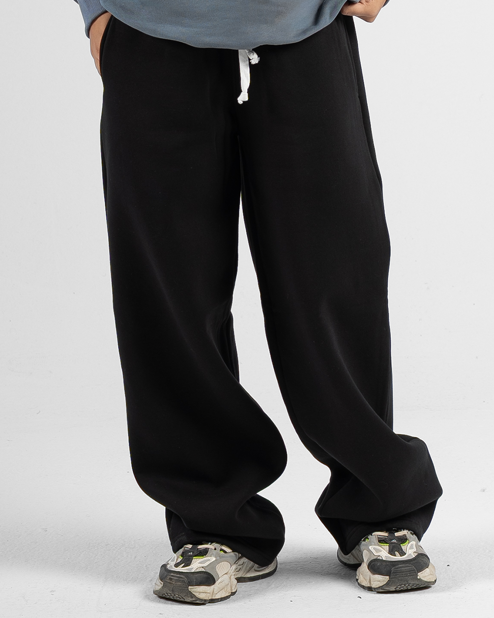 Winter Black Sleekpants